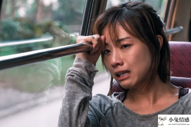 想要挽回愛(ài)情首先你得改變自己，小兔情感咨詢(xún)?cè)谀闵磉?>
				<dl>
					<dt>想要挽回愛(ài)情首先你得改變自己，小兔情感咨詢(xún)?cè)谀闵磉?/dt>
					<dd>今天跟大家分享的是，想要挽回愛(ài)情首先你得改變本人。很多人在剛分開(kāi)的時(shí)分都是迷茫的，不曉得如何挽回，如何讓她固執(zhí)己見(jiàn)。想要挽回愛(ài)情首先你得改變本人，詳細(xì)該怎樣挽回，大家...    <span style=